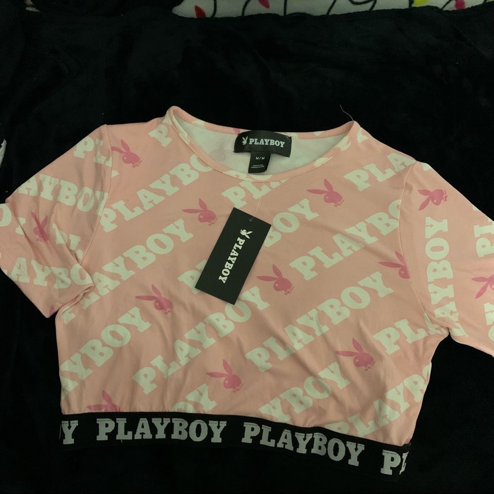 pink playboy crop tee